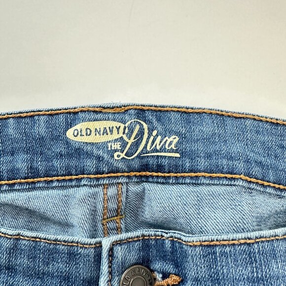 Old Navy The Diva Bootcut Women's size 6 Medium Wash Blue Denim jeans - Picture 3 of 5